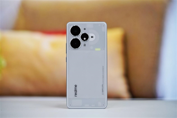 GAME STAR註冊:1699元透明手機!真我Neo7 Turbo圖賞