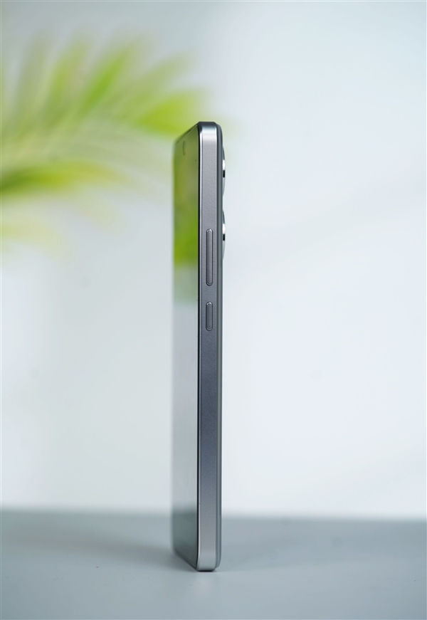 GAME STAR註冊:1699元透明手機!真我Neo7 Turbo圖賞