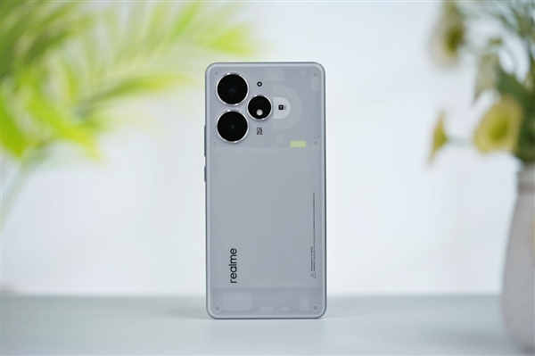 GAME STAR註冊:1699元透明手機!真我Neo7 Turbo圖賞