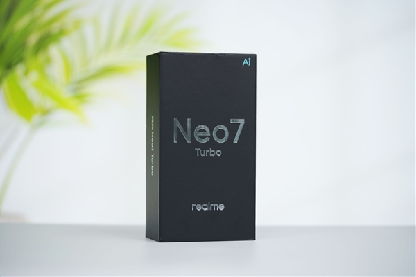 GAME STAR註冊:1699元透明手機!真我Neo7 Turbo圖賞